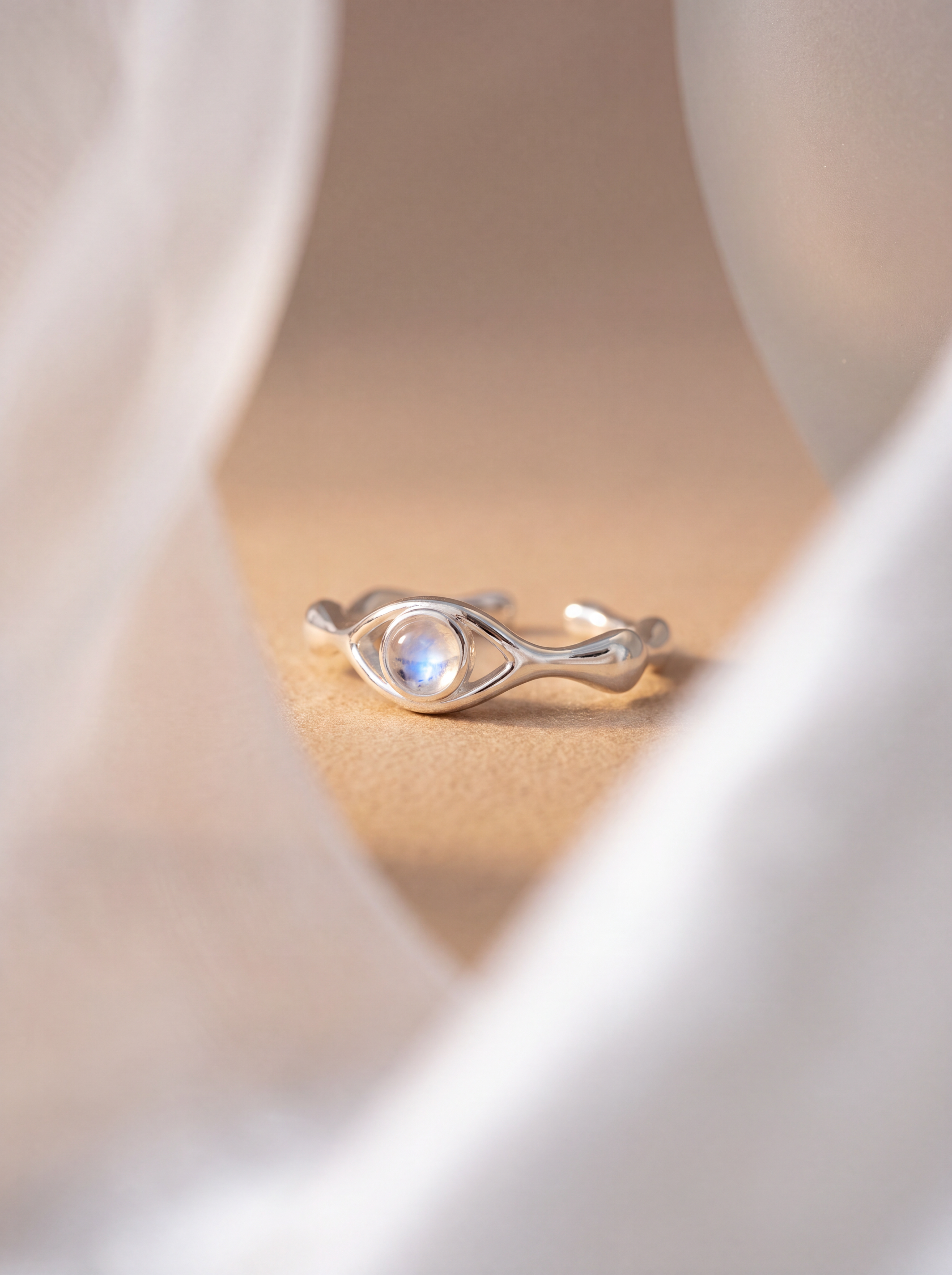 MOON GAZE — Moonstone Curved Silver Open Ring